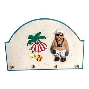 1989 Beachcombers Wooden Wall Mount For Keys Novelty Coastal Beach Guy